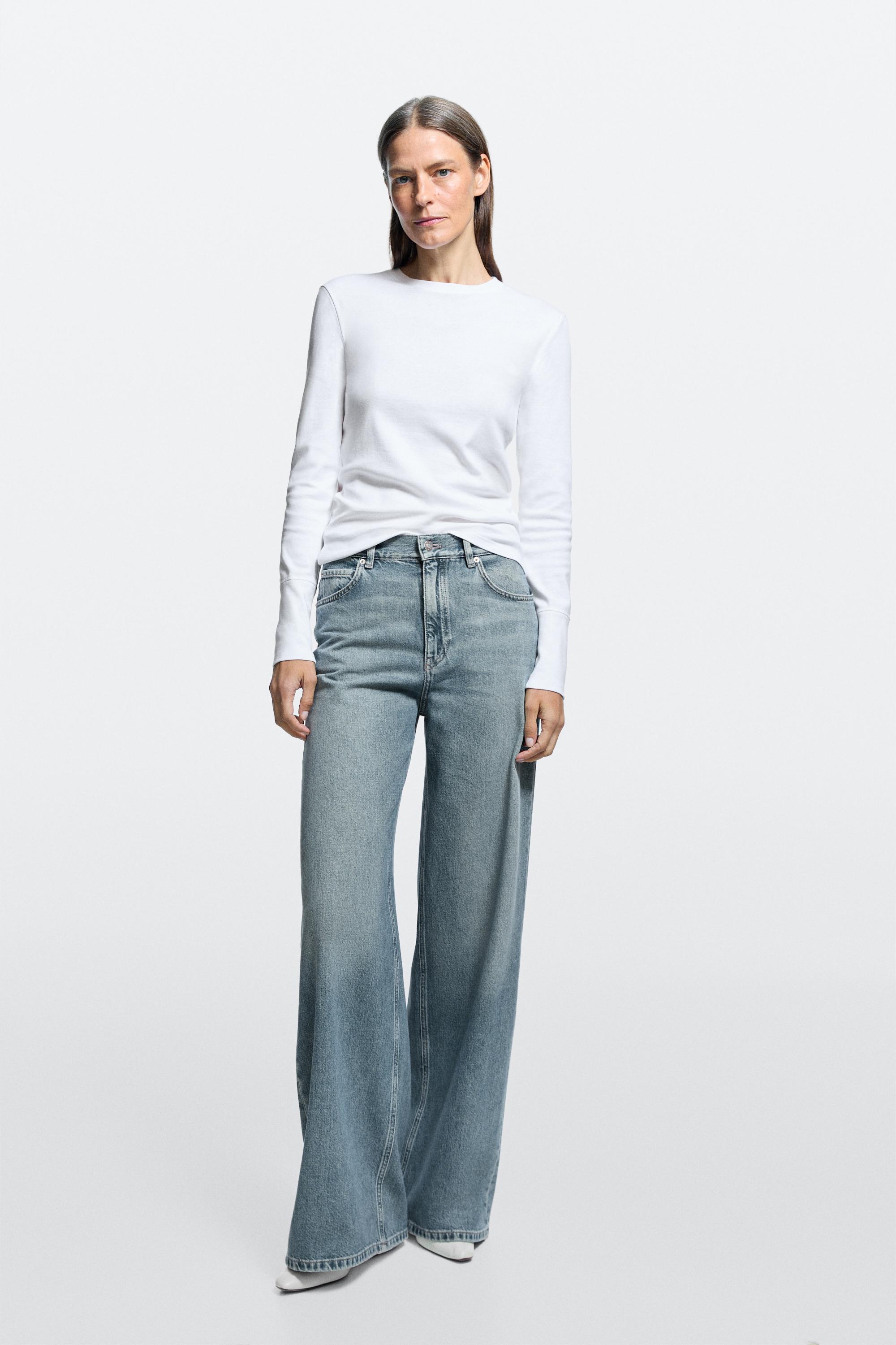 High-waist wide-leg jeans